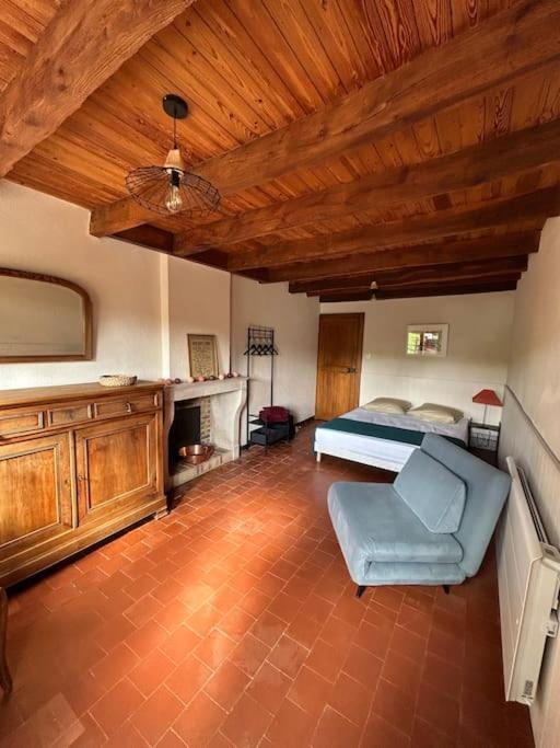 La Maison De Barbara La Guiche Экстерьер фото