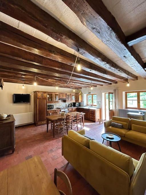 La Maison De Barbara La Guiche Экстерьер фото