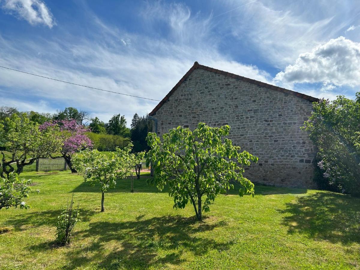 La Maison De Barbara La Guiche Экстерьер фото